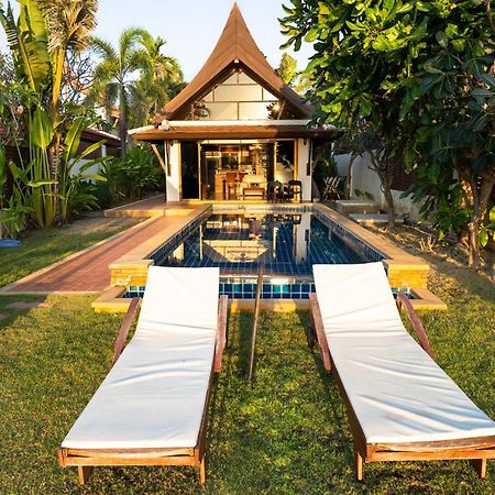 Amazing Beachfront Villa Koh Lanta Exterior photo